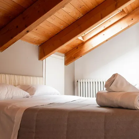 Casa Margot * آستي